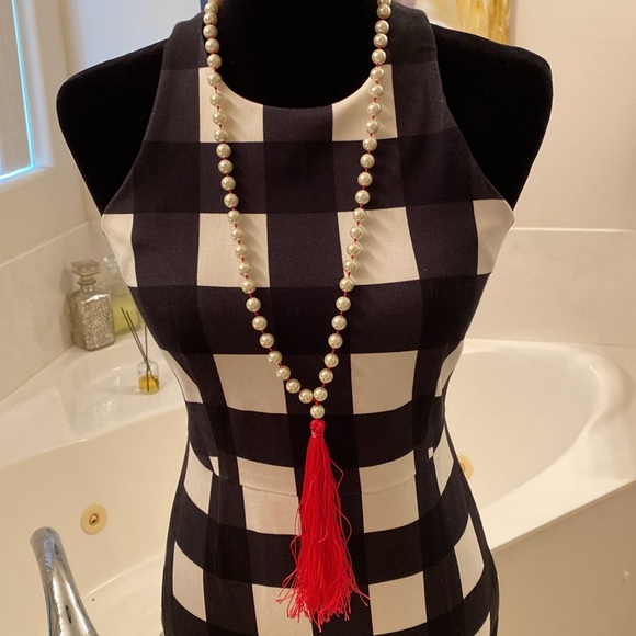 Blk white dress - Picture 2 of 5